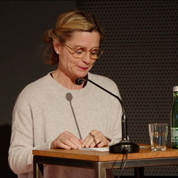 LITERATUR HOTEL: Lesung Gerhard Rühm: 100 Zahlendichtungen.Einführung: Lisa Spalt, KULTUM Graz, 18.10.2024, Foto: J. Rauchenberger