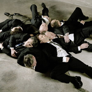 Oliver Ressler:  We Have a Situation Here, 2011, je 130x92 cm