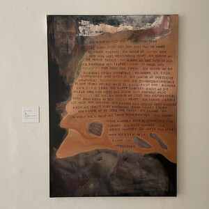 Michael ENDLICHER, O.T, 2007, 157x112 cm, Acryl, Marker, Lack auf Digitaldruck auf Leinwand, KULTUMUSEUM Graz, aus: SPIRO - SPERO (2017), Ausstellungsansicht: Michael Endlicher: ZEICHEN SPRACHE IRONIE, KULTUM Graz, 11. Mai bis 13. Juli 2024