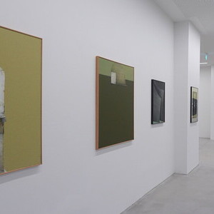                                 Hannes Schwarz (1926?2014) zum 100. Geburtstag: 'Ein 'Nein' aus der unendlichen Sehnsucht nach einem 'Ja'' (Emil Cioran).KULTUMUSEUM im Spiegelgitterhaus Gleisdorf, 13. Februar bis 26. April 2026Kurator: Johannes Rau