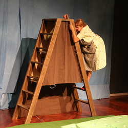 Frau Meier die Amsel, Mezzanintheater, JUNGES PUBLIKUM, September 2021. Foto: KULTUM