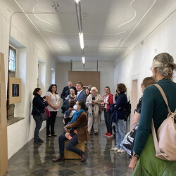 DE PROPAGANDA FIDE. Überraschende Glaubenswerbungen der Katholischen Kirche ? Kuratorenführung mit Johannes Rauchenberger im Rahmen des Galerientags des steirischen herbst, 24.9.2022 Foto: KULTUM/Alexandra Seyi