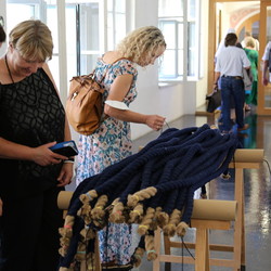 EINATMEN - AUSATMEN. Ausstellungsbesuch mit Führung. Foto: KULTUM