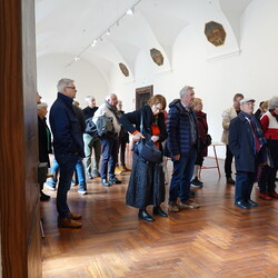   Kuratorenführung mit Johannes Rauchenberger, Ausstellung: 'Im Bann (s)einer großen Erzählung: Josef Fink (1941-1999), 15. März 2025