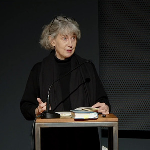 Olga Martynovas liest aus dem Gedichtband „Such nach dem Namen des Windes“ (S. Fischer, 2024)  Doppelte Gäste: Olga Martynova und Elke Laznia am 15. November 2024 im KULTUM. Einführung: Barbara Rauchenberger Gesepräch: Helwig Brunner