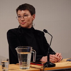                                 Literatur Hotel Julia Cimafiejeva und Tatjana Petzer am 20.1.2026