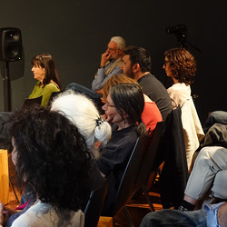 Lesung am 8. Mai 2026 mit Peter Waterhouse aus seinem neuen Werk Z Ypsilon X, mit einleitenden Worten von Johannes Rauchenberger und Edith Draxl. Gespräch und Moderation Paul Jandl.