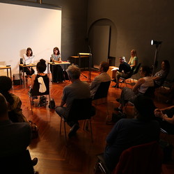 Literatur.Gegenüber, WIR WACHEN IN FREMDEN AUGEN, 20210609. Foto: KULTUM