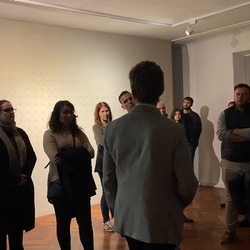 Führung mit Kurator Johannes Rauchenberger durch die Ausstellung 'Auslöschung' von Zlatko Kopljar