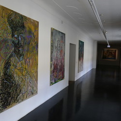 Guillaume Bruere, Dead & Alive. Alte Meister, 2021,  Ausstellungsaufbau. Foto: KULTUM/Andrea Hopper