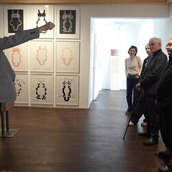  13. Themenführung in der Ausstellung 'Gott hat kein Museum' am 11.4.2026 zum Thema 'Wunder&Widersprüche'