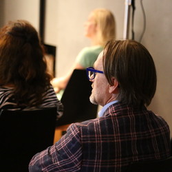 Literatur.Gegenüber, WIR WACHEN IN FREMDEN AUGEN, 20210609. Foto: KULTUM