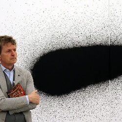 Er?ffnung KULTUMUSEUM im Spiegelgitterhaus Gleisdorf: Wolfgang Temmel: Perspektivenwechsel, 11. April 2025,Kurator: Johannes Rauchenberger