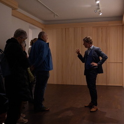 Lange Nacht der Museen, 4.Okt.2025: Führung mit Johannes Rauchenberger durch die Schau 'GOTT HAT KEIN MUSEUM. Aspekte von Religion in Kunst der Gegenwart'