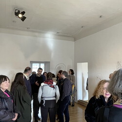 Eröffnung der Ausstellung: 'SISTERS OF THE LABYRINTH' von Renate Kordon und Tamara Friebel, KULTUM Graz, 2. März 2024. Foto: KULTUM/Johannes Rauchenberger
