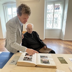 Josef Fink_Im Bann (s)einer großen Erzählung_Kuratorenführung. Foto: KULTUM/Hopper