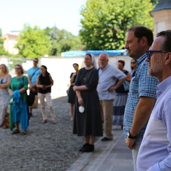 EINATMEN - AUSATMEN. Ausstellungsbesuch mit Führung. Foto: KULTUM