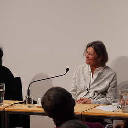 Lyrik-Lesung im Zuge der Literatur-Reihe Doppelter Gast mit Getrude Grossegger und Monika Helfer am 12.12.2025