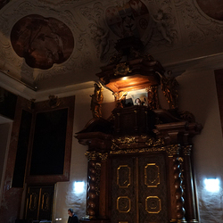 Abschluss der 4. Blumenbergtage am 14.3.26 im Minoritensaal mit einem Live-Hörspiel inszeniert von büro lunaire, nach einem Text von Stefan Schmitzer, mit Kompositionen von A. Bauer, T. Urban, F. Kindlinger, G. T. Pérez, R. Schinwald. Tontechnik B. A