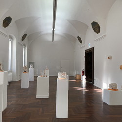Judith Zilllich: MUTTER GOTTES. (Ikonen 2018?2020)Eitempera auf PapierKULTUM Galerie, 12. Nov. 2021 bis 12. Feb. 2022Kurator: Johannes Rauchenberger