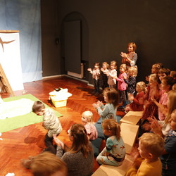 Frau Meier die Amsel, Mezzanintheater, JUNGES PUBLIKUM, September 2021. Foto: KULTUM