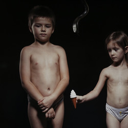 NINAVALE. Ausstellung: 'Paradise is temporarily closed. God' KULTUM Graz, 24. Oktober 2020 bis 12. Dezember 2020. Foto: KULTUM/Andrea Hopper