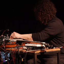 Neue Musik Konzert 'Broadsides' am 15. April 2026 im[Cubus] mit Weston Olencki und Lars Tuchel