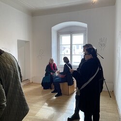 Eröffnung der Ausstellung: 'SISTERS OF THE LABYRINTH' von Renate Kordon und Tamara Friebel, KULTUM Graz, 2. März 2024. Foto: KULTUM/Johannes Rauchenberger