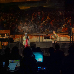 Abschluss der 4. Blumenbergtage am 14.3.26 im Minoritensaal mit einem Live-Hörspiel inszeniert von büro lunaire, nach einem Text von Stefan Schmitzer, mit Kompositionen von A. Bauer, T. Urban, F. Kindlinger, G. T. Pérez, R. Schinwald. Tontechnik B. A