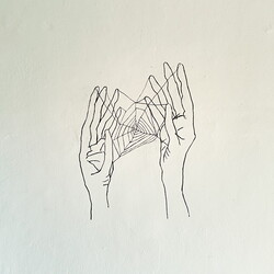 Aufbau der Ausstellung: 'SISTERS OF THE LABYRINTH' von Renate Kordon und Tamara Friebel, KULTUM Graz, 2.-23.März 2024  Foto: KULTUM/Johannes Rauchenberger