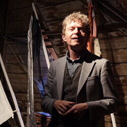 aktuelle kunst in Graz, Galerientage 2026: Künstleringespräch mit Claudia Schink und Themenführung #14 bei 'Gott hat kein Museum' mit Kurator Johannes Rauchenberger.  KULTUMUSEUM Graz, 25.4.2026