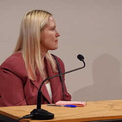                                 Literatur Hotel Julia Cimafiejeva und Tatjana Petzer am 20.1.2026