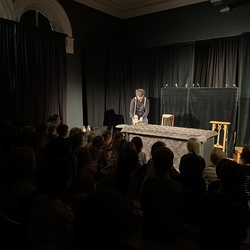 Junges Publikum_Bei Vollmond spricht man nicht_20221007. Foto: KULTUM/Andrea Hopper