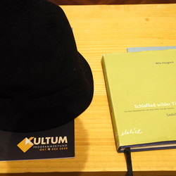 Der doppelte Gast: Franz Dodel - Mila Haugov?: 'Mit der Zeit wird selbst ein Papagei vermutlich'. Moderation: Barbara Rauchenberger KULTUM, 22.10.2020 Foto: KULTUM/Johannes Rauchenberger