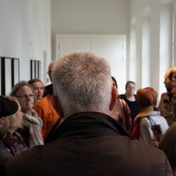 1. Kuratorenführung mit Johannes Rauchenberger und Künstlergespräche mit Michael Endlicher, Zlatko Kopljar, Reinhild Gerum, Heribert Friedl, Wilhelm Scheruebl, Alois Neuhold und Hannes Priesch – Rundgang im steirischen herbst 25, 27. September 2025