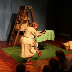 Frau Meier die Amsel, Mezzanintheater, JUNGES PUBLIKUM, September 2021. Foto: KULTUM