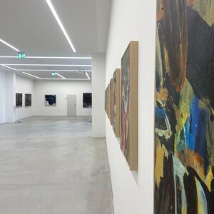 Stefan Maitz - ein stiller Meister informeller Malerei. KULTUM im Spiegelgitterhaus Gleisdorf, 7 Februar bis 22. März 2025