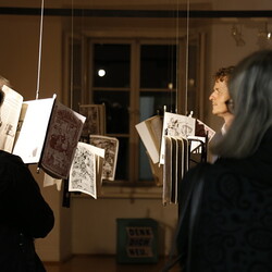 Lange Nacht der Museen, 1. Oktober 2022: DE PROPAGANDA FIDE. ?berraschende Glaubenswerbungen der Katholischen Kirche. (Im Rahmen von 'Kunst der Verführung').  Kuratorenführung mit Johannes Rauchenberger. Foto: KULTUM