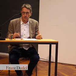 Der doppelte Gast: Franz Dodel - Mila Haugov?: 'Mit der Zeit wird selbst ein Papagei vermutlich'. Moderation: Barbara Rauchenberger KULTUM, 22.10.2020 Foto: KULTUM/Johannes Rauchenberger