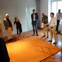                                 Ausstellung Maaria Wirkkala: NUN MEHR ? MEANTIME: F?hrung mit Kurator Johannes Rauchenberger, 15. Juli 2025, mit Rotary-Club Graz-Neutor