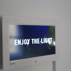 NINAVALE. Ausstellungsaufbau. 'Paradise is temporarily closed. God' KULTUM Graz, 24. Oktober 2020 bis 12. Dezember 2020. Foto: KULTUM/Andrea Hopper