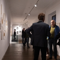 Lange Nacht der Museen, 4.Okt.2025: Führung mit Johannes Rauchenberger durch die Schau 'GOTT HAT KEIN MUSEUM. Aspekte von Religion in Kunst der Gegenwart'