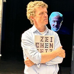 Michael Endlicher: ZEICHEN SPRACHE IRONIE. Kuratoren- und Künstlerführung mit Johannes Rauchenberger und Michael Endlicher am 27.6.2024