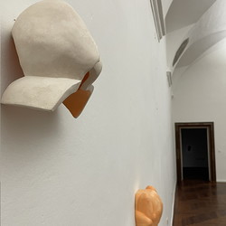 Judith Zillich, MUTTER GOTTES. Eitempera auf Papier, 2020/21KULTUM Graz, 20.11.2021?12.2.2022Kurator: Johannes Rauchenberger