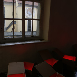NINAVALE. Ausstellung: 'Paradise is temporarily closed. God' KULTUM Graz, 24. Oktober 2020 bis 12. Dezember 2020. Foto: KULTUM/Andrea Hopper