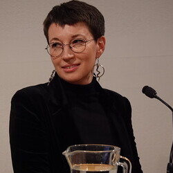                                 Literatur Hotel Julia Cimafiejeva und Tatjana Petzer am 20.1.2026