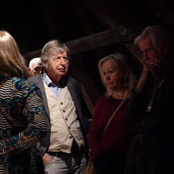 aktuelle kunst in Graz, Galerientage 2026: Künstleringespräch mit Claudia Schink und Themenführung #14 bei 'Gott hat kein Museum' mit Kurator Johannes Rauchenberger.  KULTUMUSEUM Graz, 25.4.2026