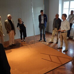                                 Ausstellung Maaria Wirkkala: NUN MEHR ? MEANTIME: F?hrung mit Kurator Johannes Rauchenberger, 15. Juli 2025, mit Rotary-Club Graz-Neutor