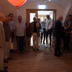                                 Ausstellung Maaria Wirkkala: NUN MEHR ? MEANTIME: F?hrung mit Kurator Johannes Rauchenberger, 15. Juli 2025, mit Rotary-Club Graz-Neutor