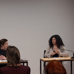 Literatur GEGENÜBER: Kholoud Charaf und Hanna Yankuta, KULTUM, 23.3.2026, Einführung und Gespräch:  Silvana Cimenti Lesung der deutschen Übersetzungen: Barbara Rauchenberger 